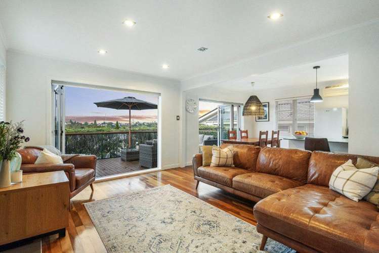 37 Onewa Road Northcote_3