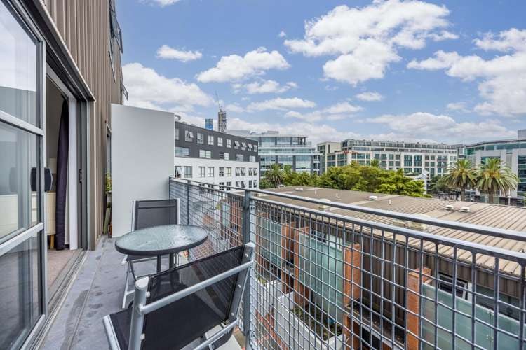 328/57 Mahuhu Crescent Auckland Central_2