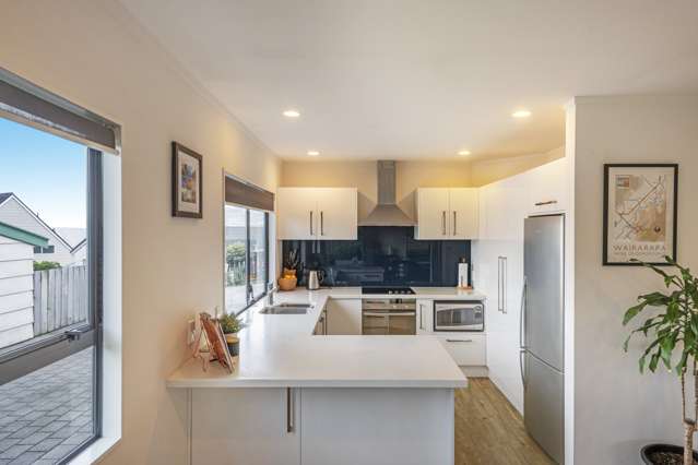 2A Alister Way Churton Park_1