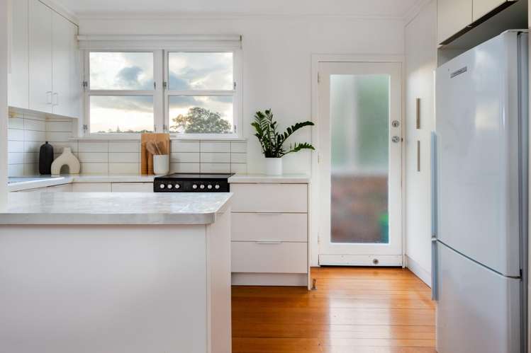3/449 Beach Road Mairangi Bay_8