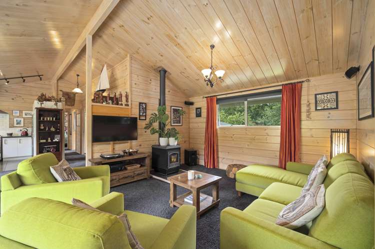 18 Hurunui Lane Kinloch_12