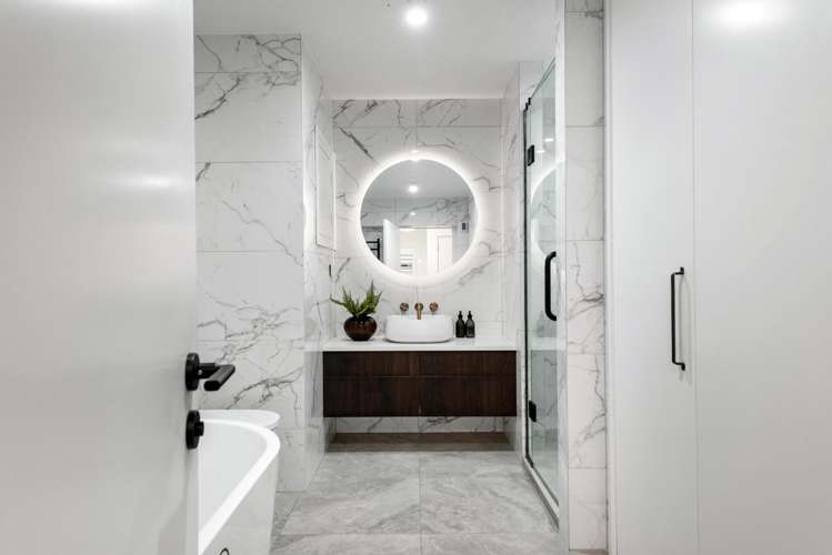 2/277 Tamaki Drive Kohimarama_16