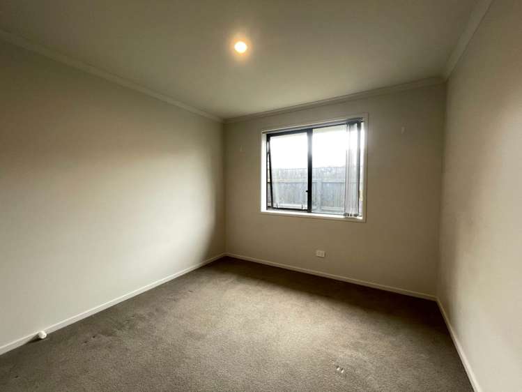 63 Sunningdale Street Wattle Downs_7