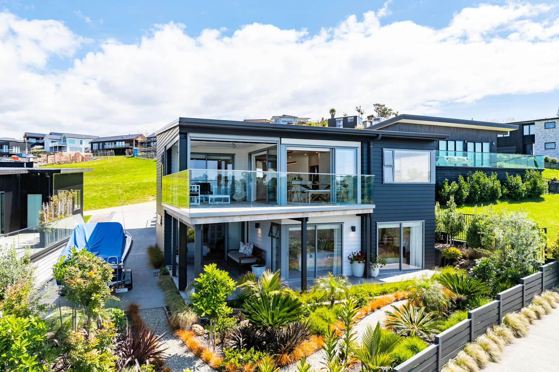 4 Solar Way Langs Beach_0