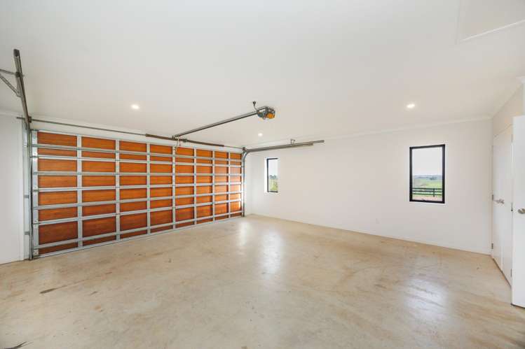 67 Albert Road Tokomaru_36