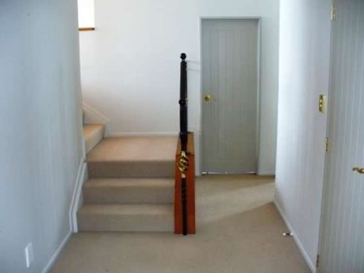 17b Balmain Road Birkenhead_9