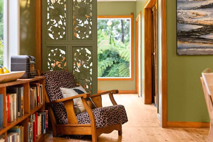 222 Godley Road Titirangi_10