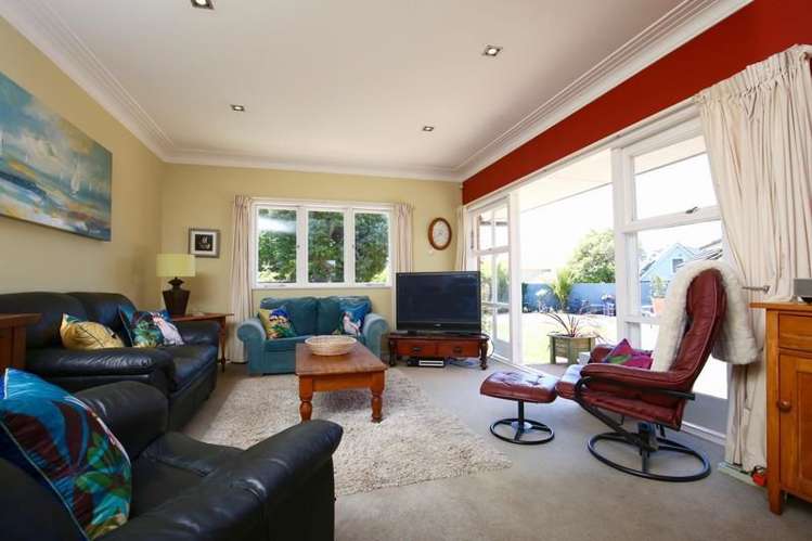 44 Kitenui Avenue Mount Albert_2