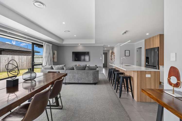 3 Olney Court One Tree Point_2