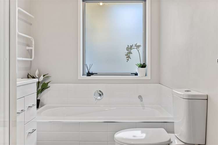 66 Longcot Drive Rolleston_18