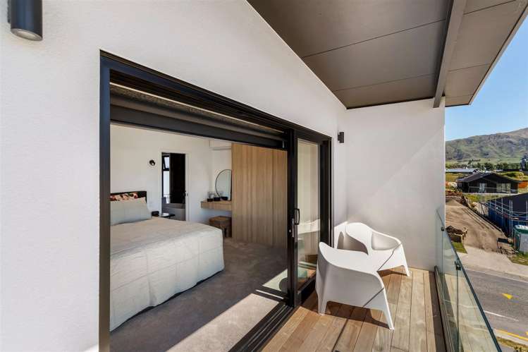 2 Kotare Drive Wanaka_16