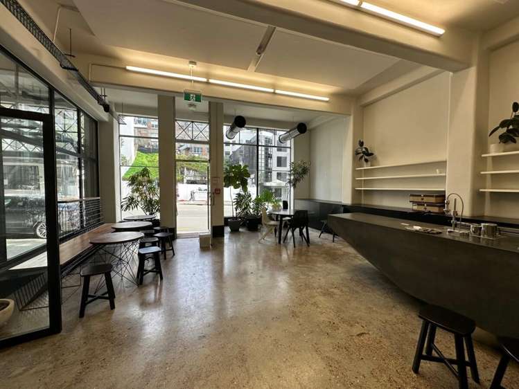 16 Anzac Avenue City Centre_8