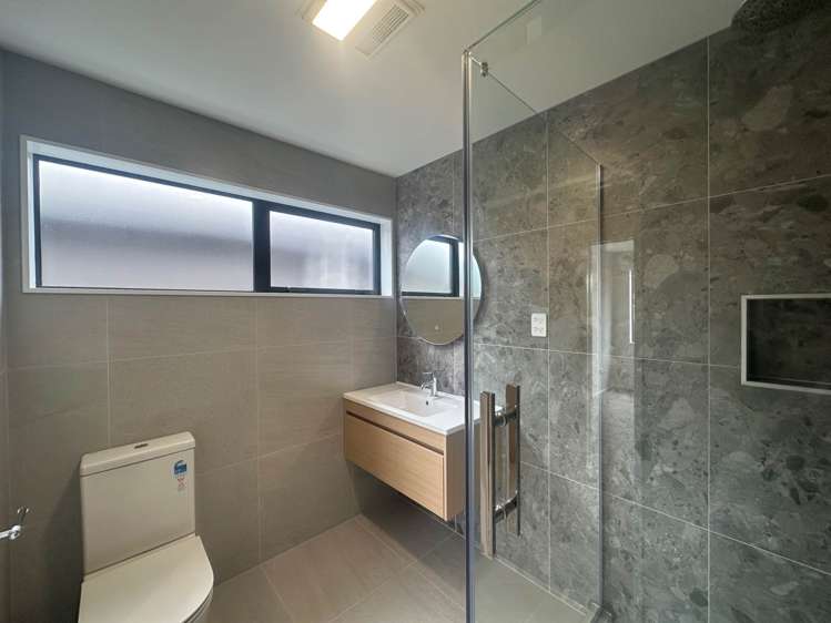 10 Ara Taha Crescent Orewa_2