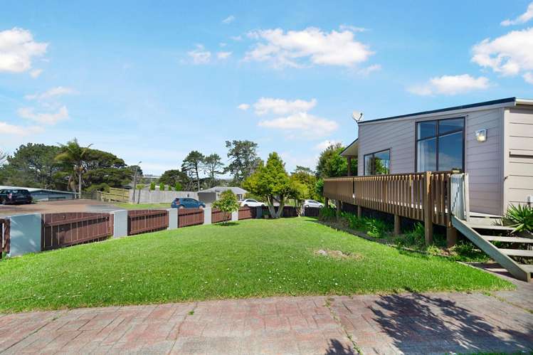 61 Anich Road Massey West_23