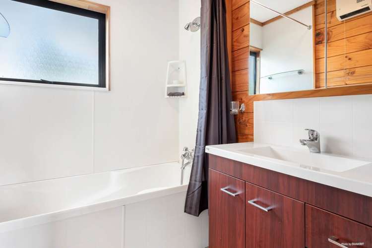 58a Castledine Crescent Glen Innes_16