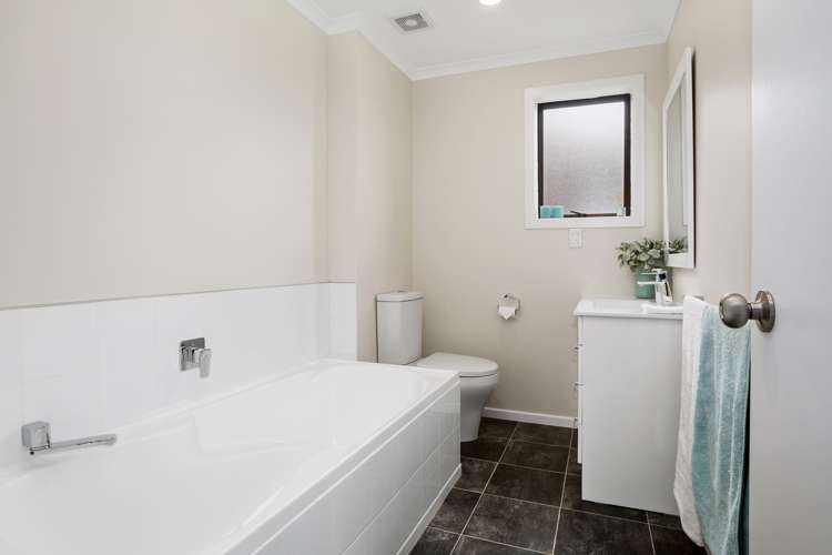 22 Staysail Place Whitby_11