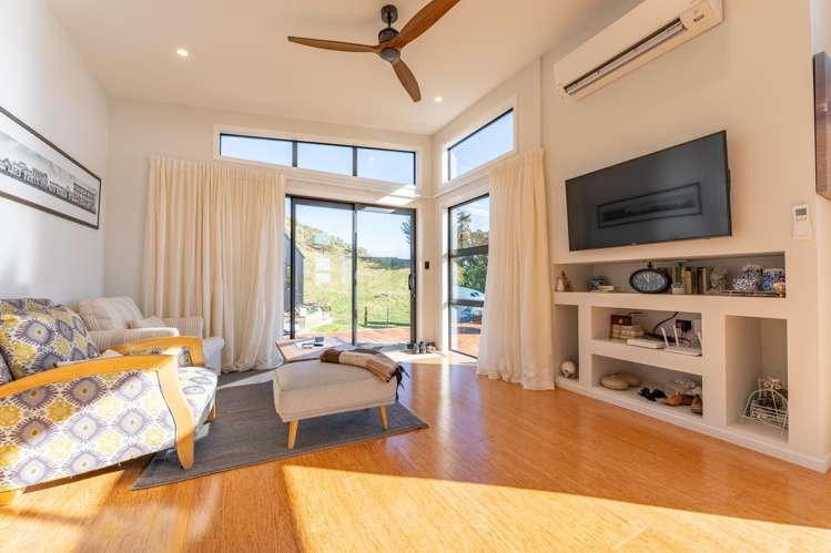 32A Tenby Street Moeraki_10