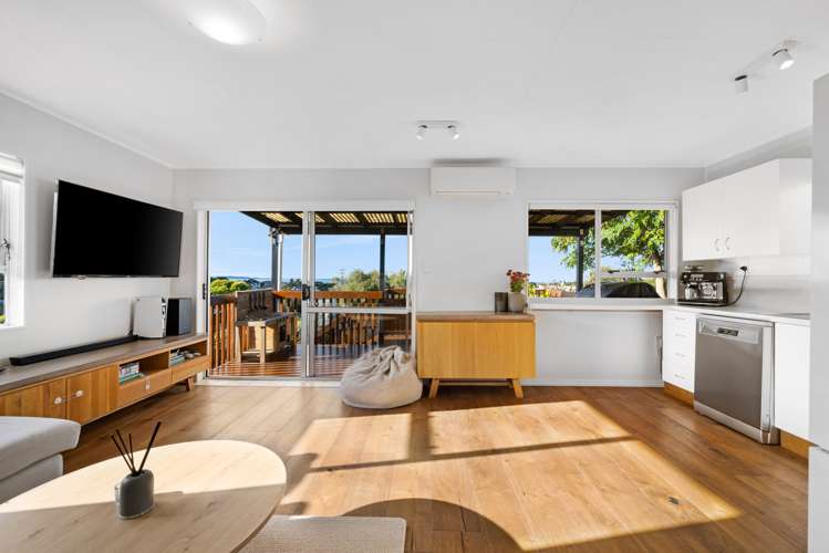 77b Elliston Crescent Stanmore Bay_5