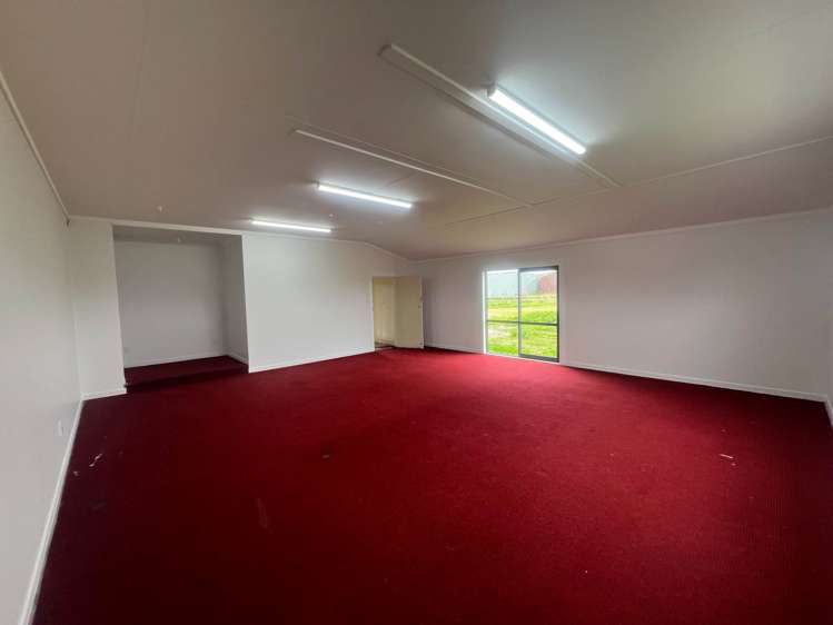84 Harris Road Waiuku_11