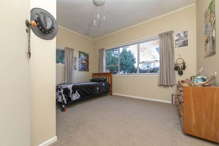 2 Roland Hill Glen Eden_15