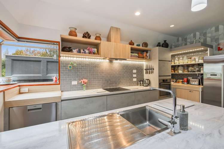 1640 Cust Road Cust_1