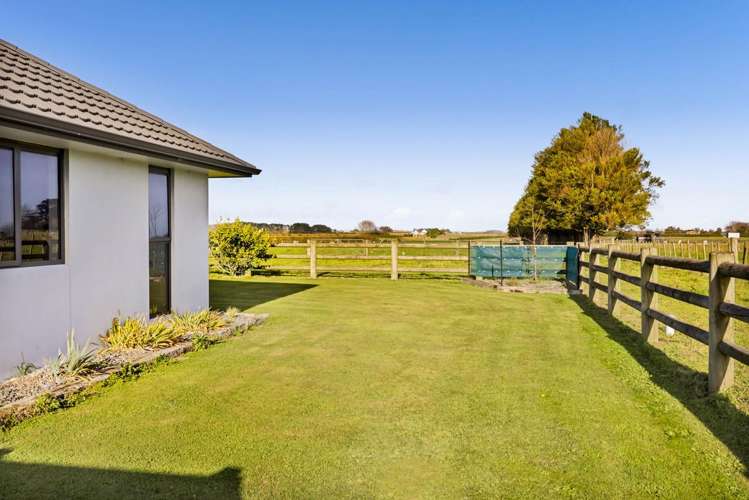 105 Mawhitiwhiti Road Normanby_21