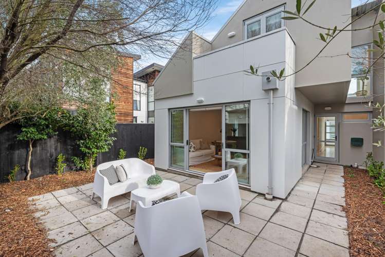 140E Sherborne Street_0