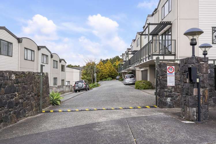 64/8 Flynn Street Birkdale_12