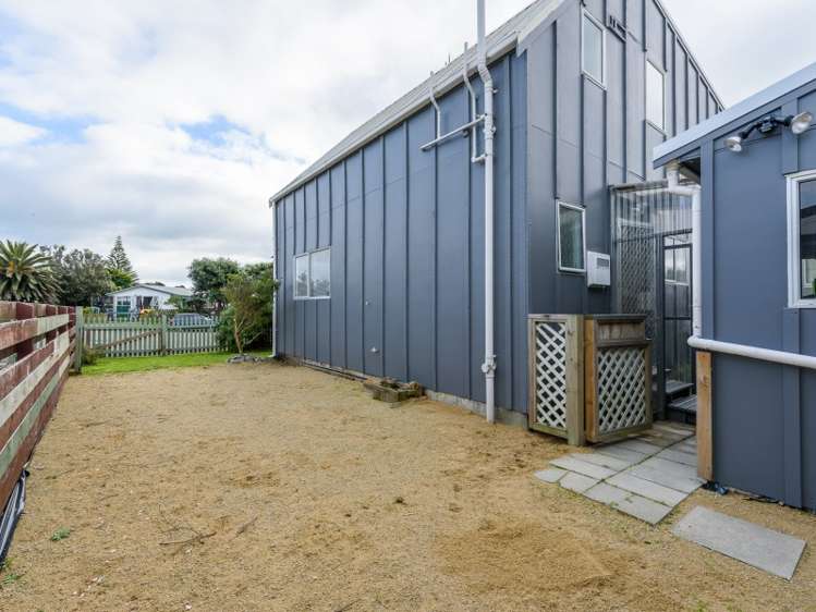 14 Goldie Place Waikanae Beach_18