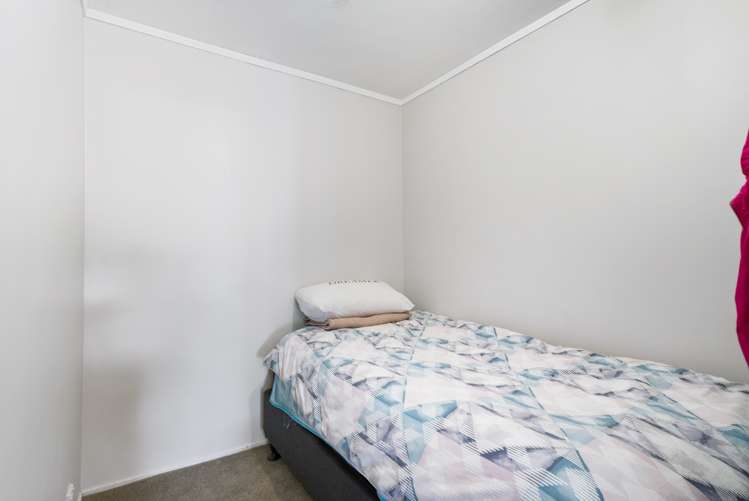 32 Kurnell Drive Botany Downs_15