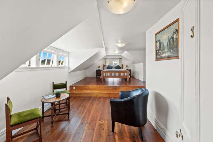 4 Russell Esplanade Rawene_10