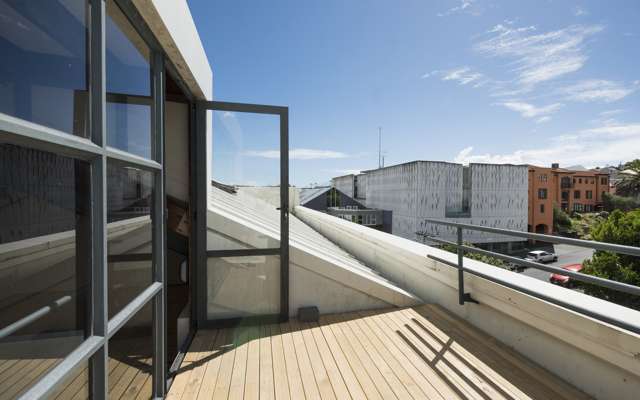 Studio 3/1 Cleveland Road Parnell_3