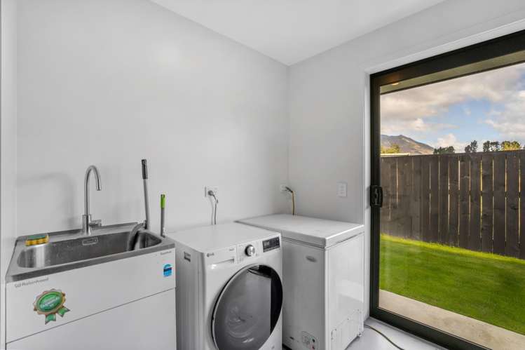 11 Walter Place Glenorchy_13