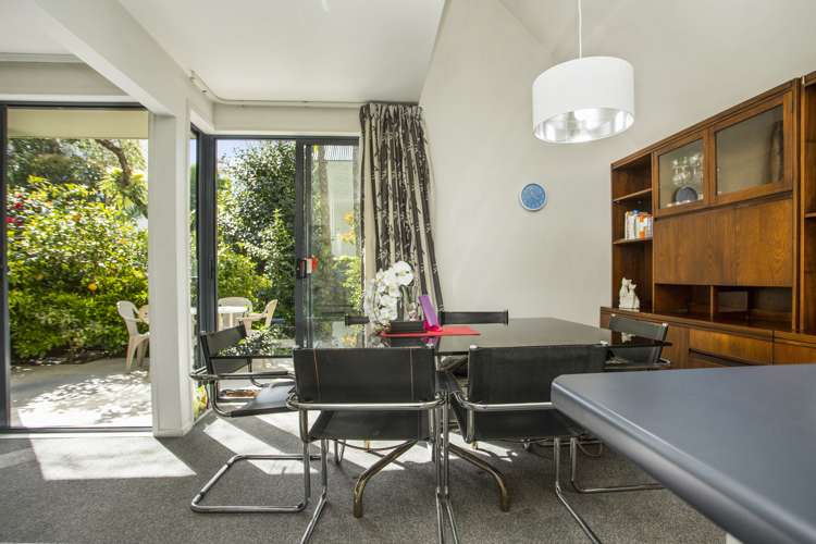 2/6 Sarsfield Street Herne Bay_5