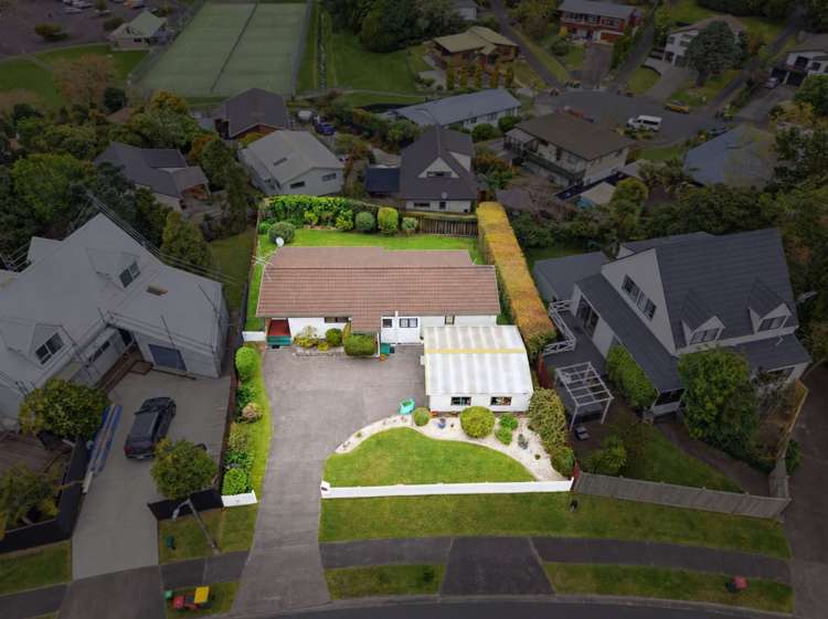 42 Polkinghorne Drive_1