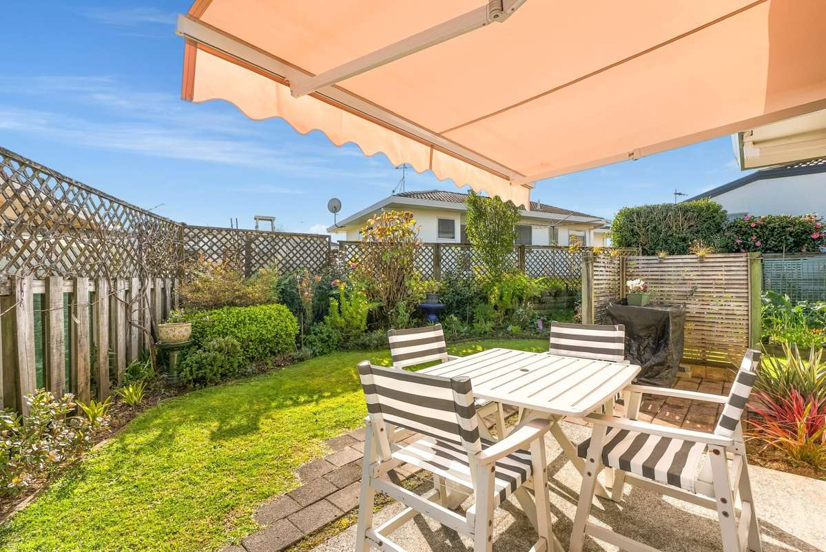 26 Racecourse Way_5