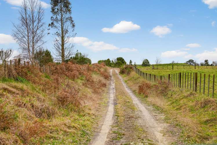 1200 Poihipi Road Oruanui_24