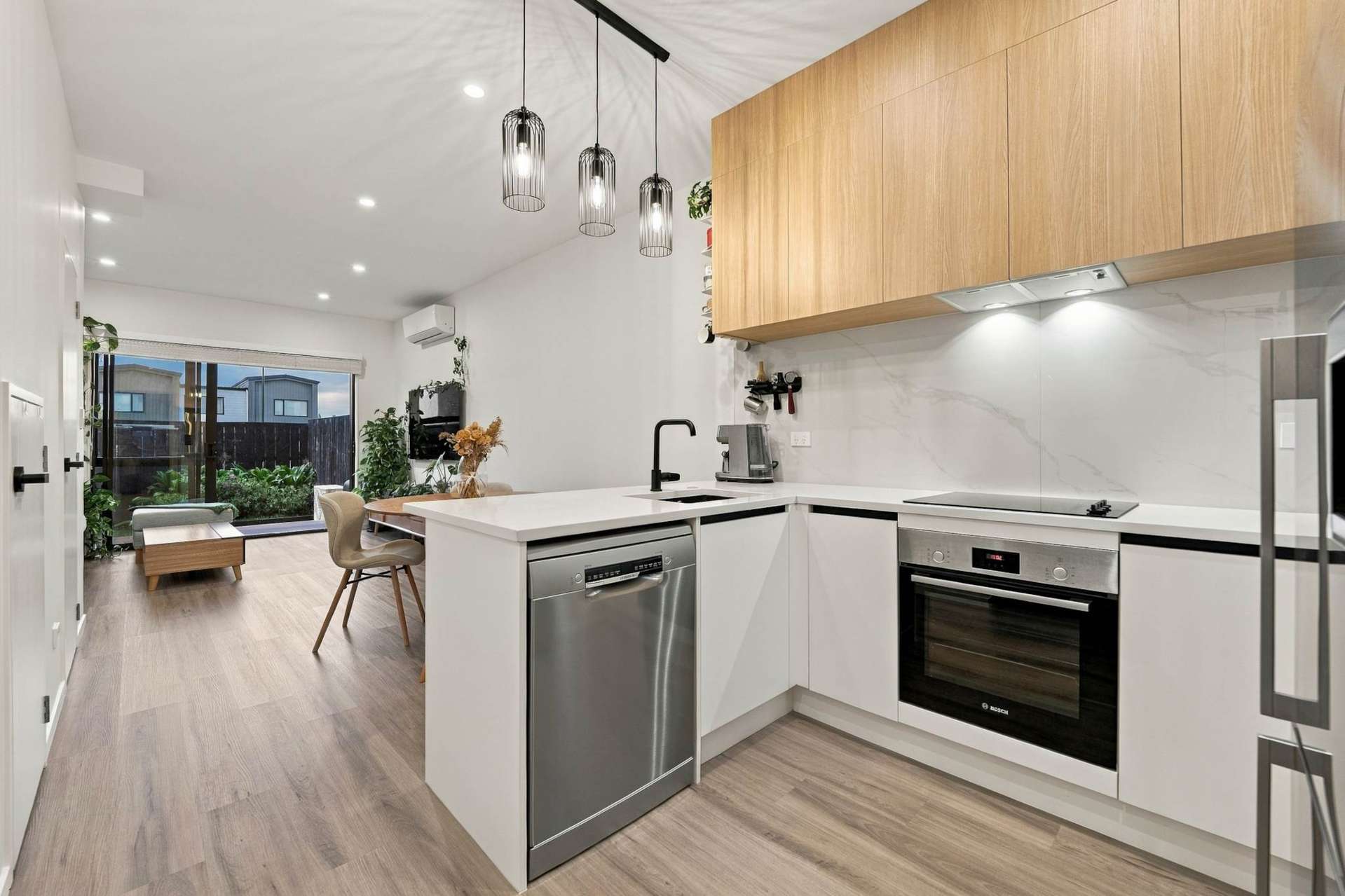 18 Kiato Lane Flat Bush_0