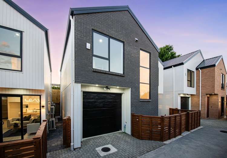 Lot 2-4/121 White Swan Road Mt Roskill_9