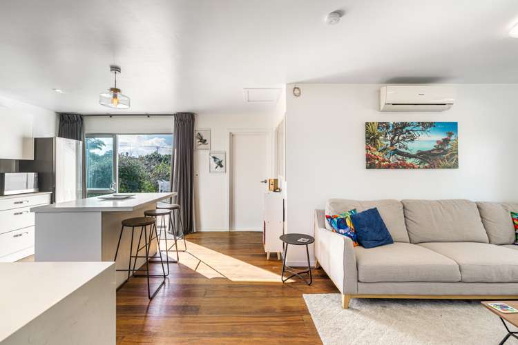 10 Ridge Road Oneroa_11