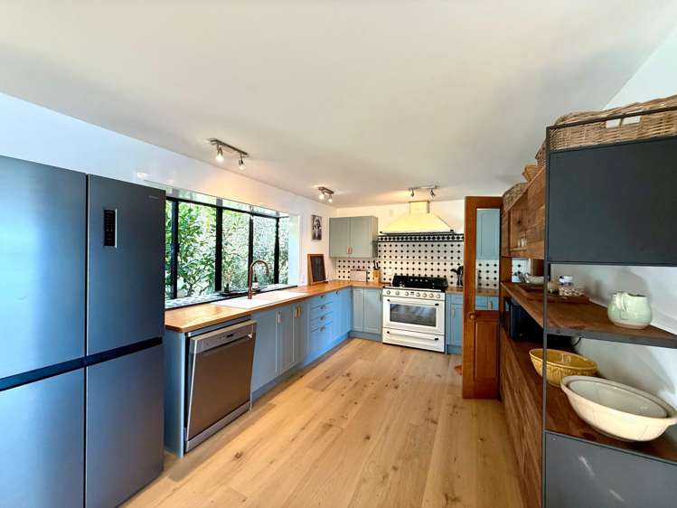  2/851 Governors Bay Road Lyttelton_5