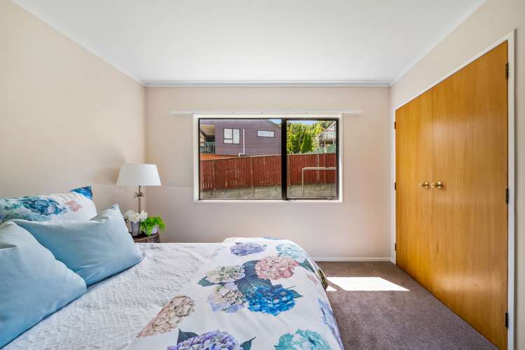 13 Kinnel Grove Papakowhai_11
