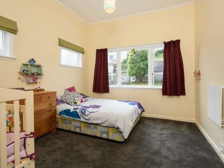 26 Hiropi Street Newtown_8