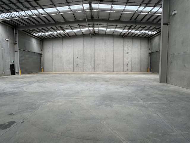 Savills | 12m Stud Height Unit in Prime Wiri Location
