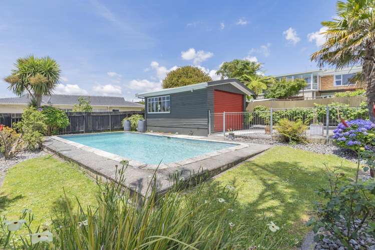 3 Alf Walker Place Papakura_10