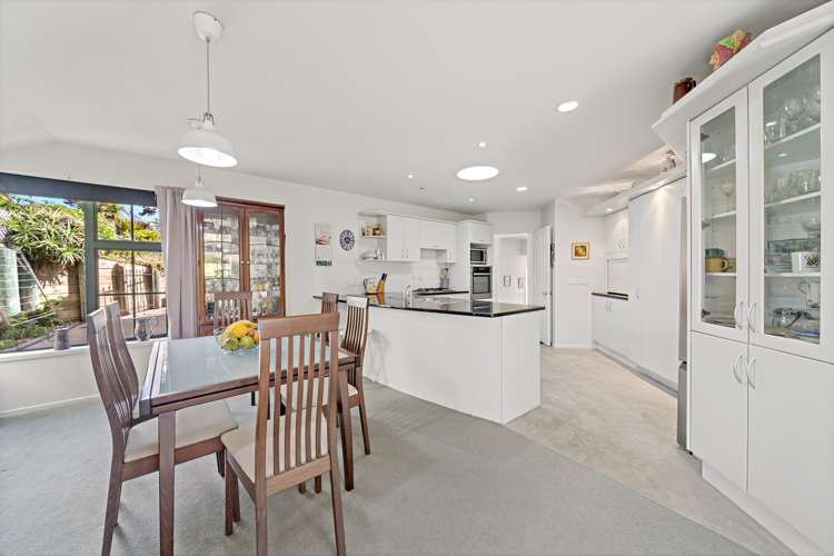 25 Ridge Valley Drive Browns Bay_5