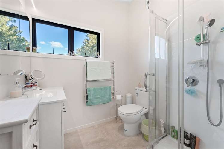 104 Awa Road Kumeu_19