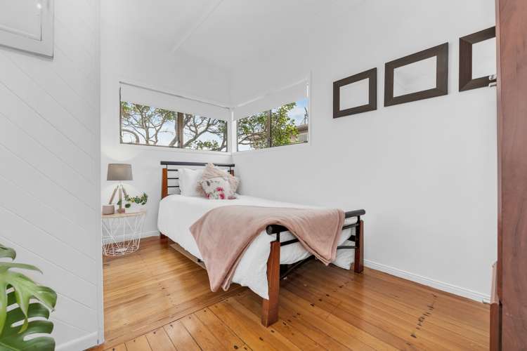 1/15 Howe Street Howick_13