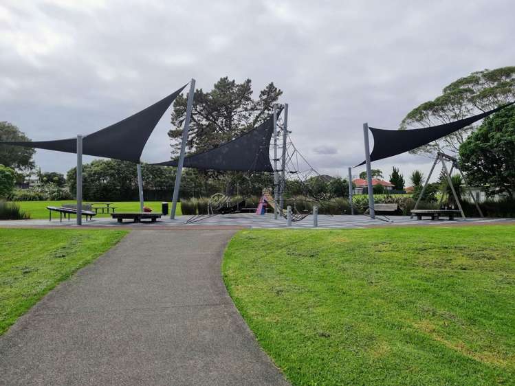 3 Cadman Avenue Waterview_21