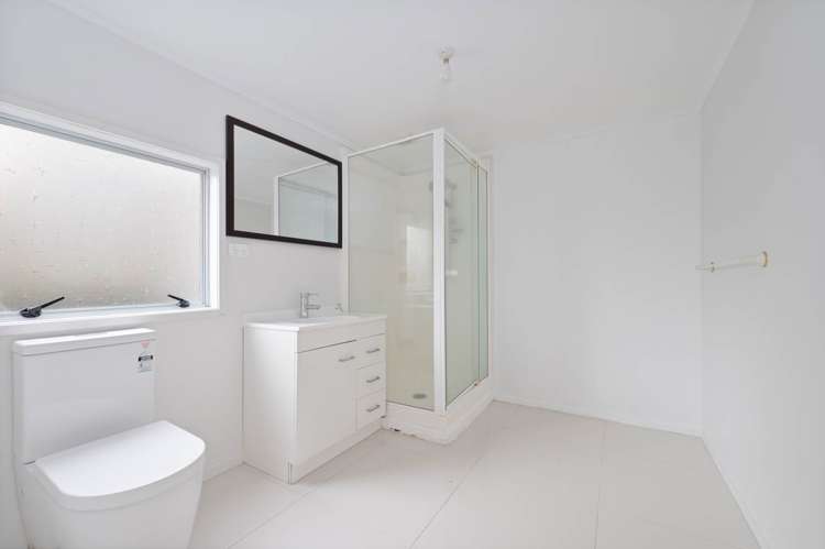 106 Weatherly Road Torbay_21